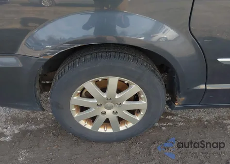 2012 Chrysler Town & Country Touring-L z USA, uszkodzony, nr VIN 2C4RC1CG8CR227220